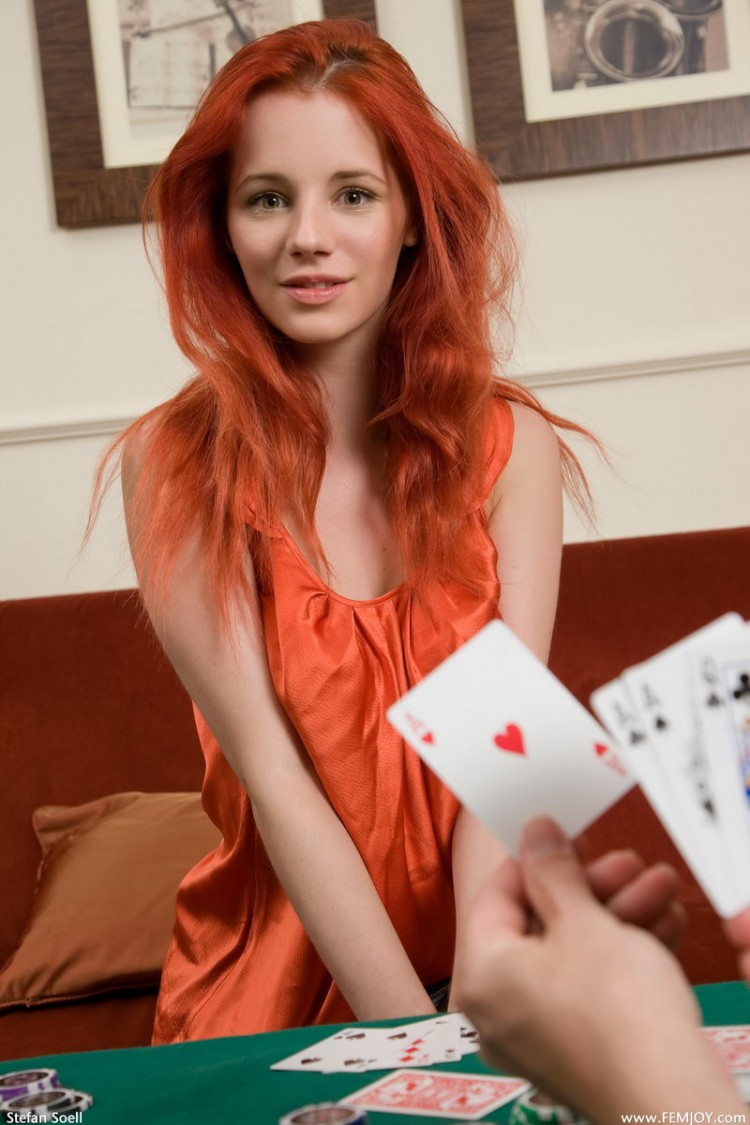 В картишки на раздевание