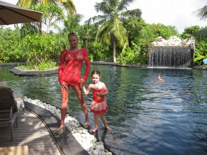 Фотосессия Голая Анастасия Волочкова на Мальдивах