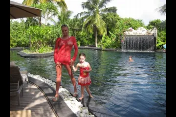 Фотосессия Голая Анастасия Волочкова на Мальдивах