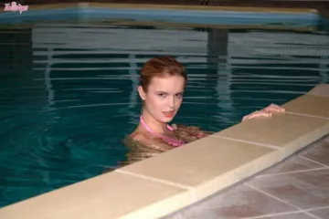 Фотосессия Сучка с большими натуральными сиськами