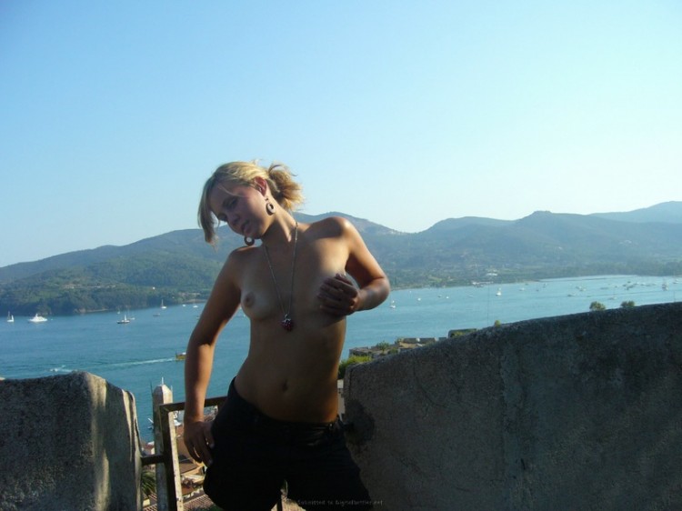 Фотки молоденькой с отдыха