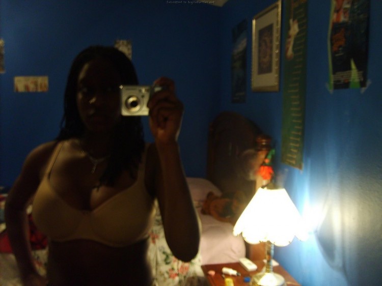 Эротика грудастой негритянки