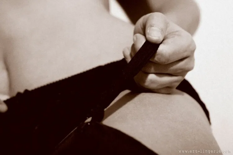 Фотосессия Чёрно-белая эротика