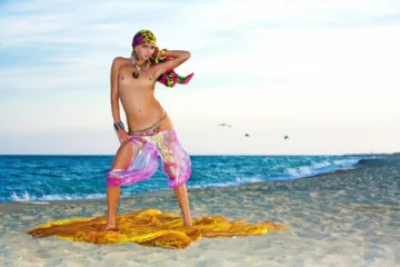 В восточных одеяниях