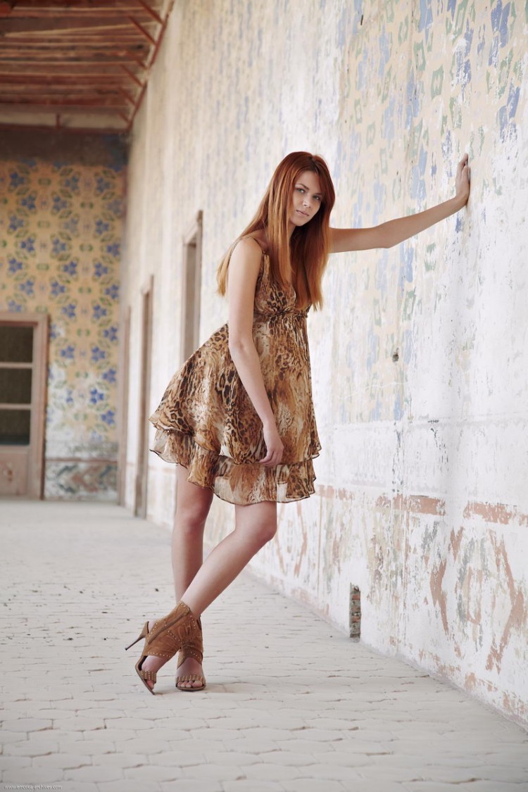 Классная рыжая сучка