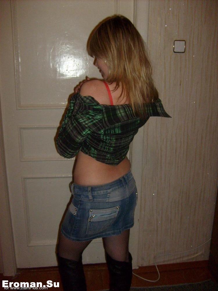 Частные фото скромницы