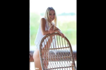 Эротика на веранде загородного дома