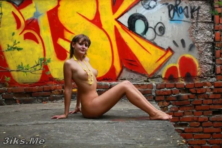 Фотосессия Любит позировать голой