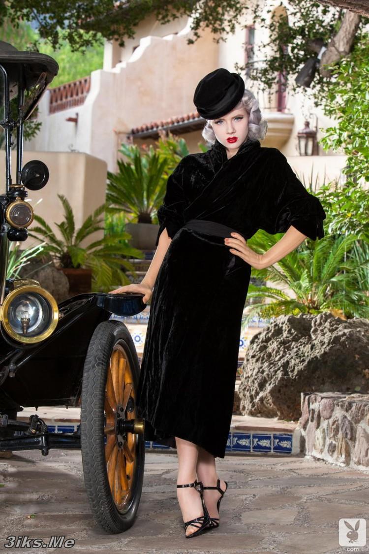 Ретро красотка