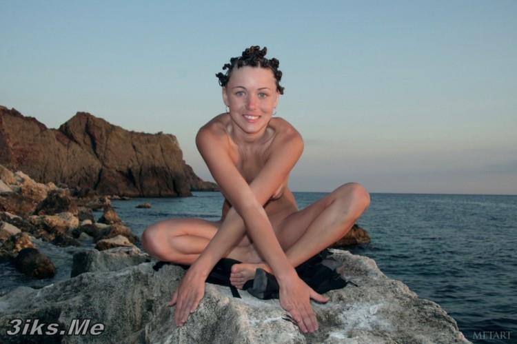 Голая туристка