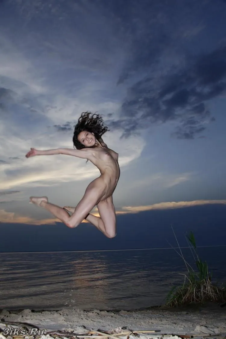 Фотосессия На закате у реки