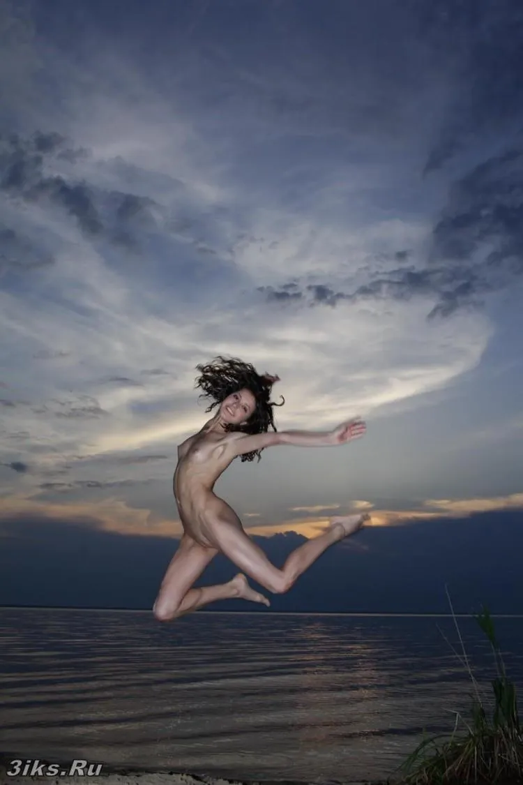 Фотосессия На закате у реки