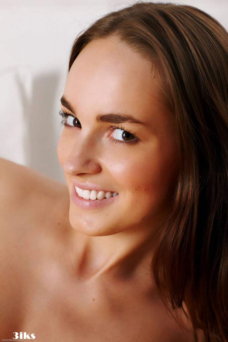 Красотка с превосходным телом