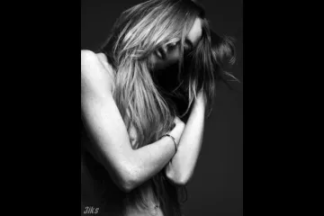 Фотосессия Линдси Лохан в одежде и без