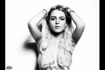 Фотосессия Линдси Лохан в одежде и без