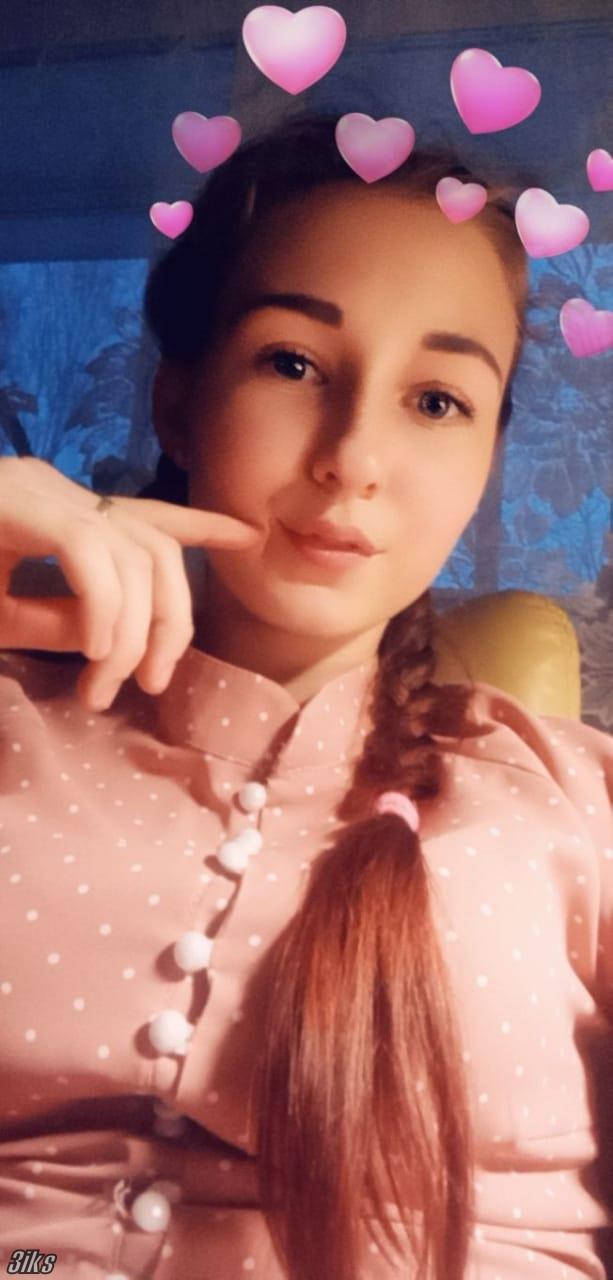 Молоденькая сосочка(18 лет)