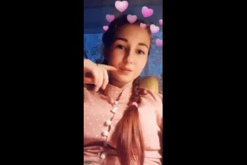 Молоденькая сосочка(18 лет)