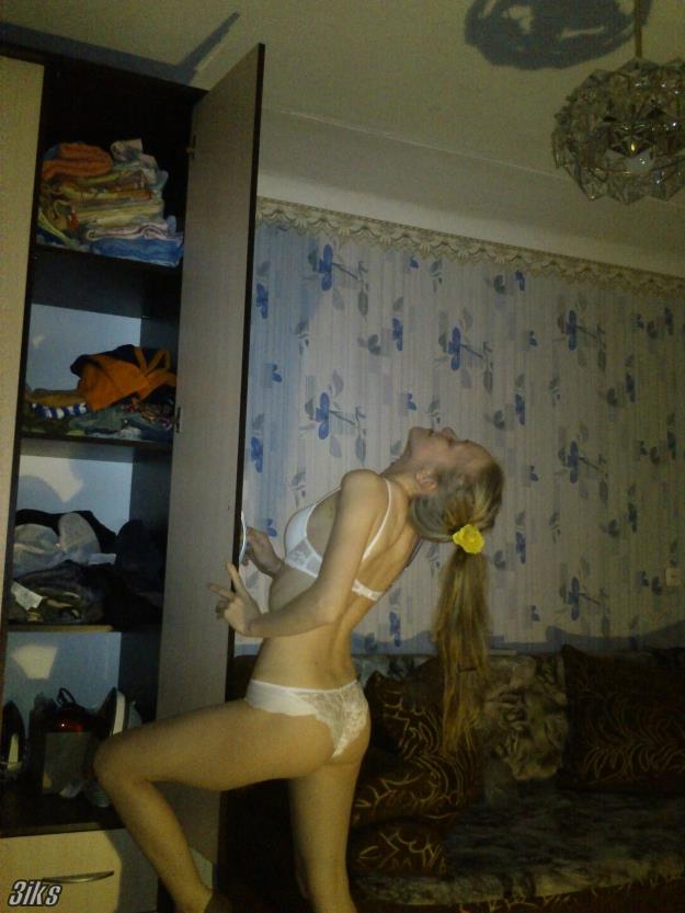 Милашка - Наташка голышом