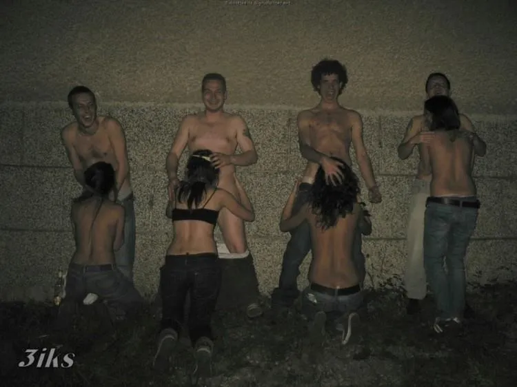 Фотосессия Молодёжь развлекается