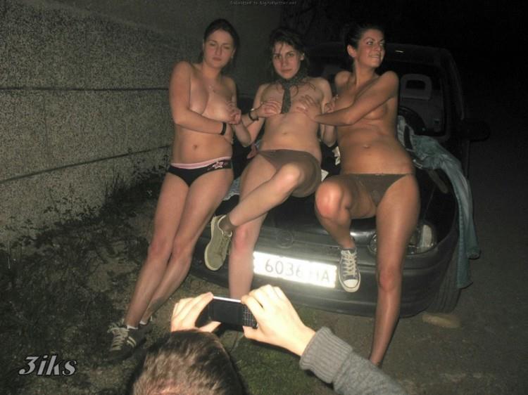 Молодёжь развлекается