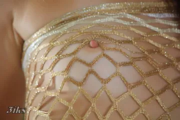 Бесстыжая пилотка