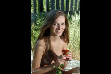 Фотосессия Деревенская голая девчёнка