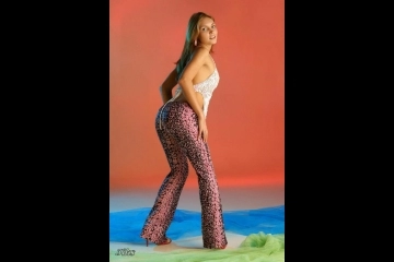 Улыбчивая красотка-3