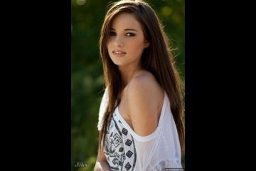 Нежная красотка с тату-2