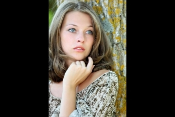 Фотосессия Голубоглазая красавица разделась на природе-2