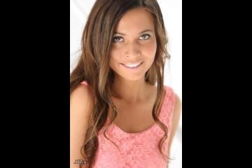 Стриптиз на лестнице-4