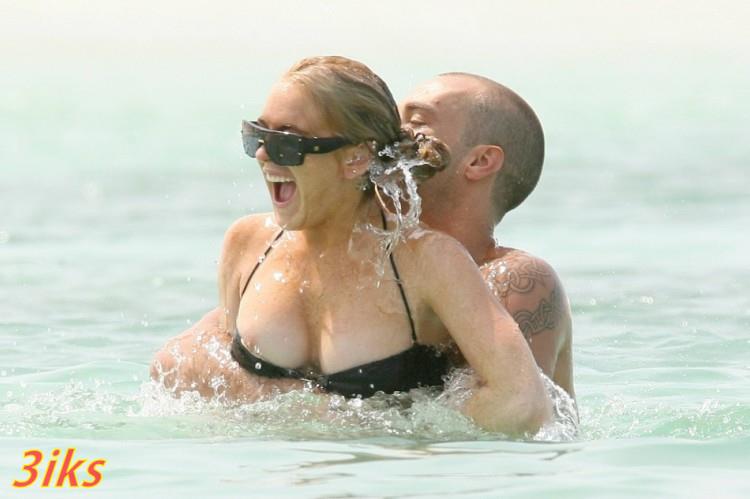 Голая Линдси Лохан-43