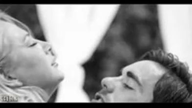 Страстный поцелуй