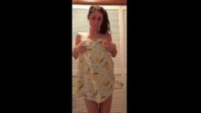 Сняла одежду